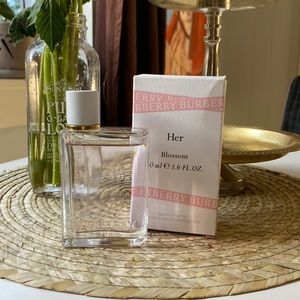 Burberry Her Blossom